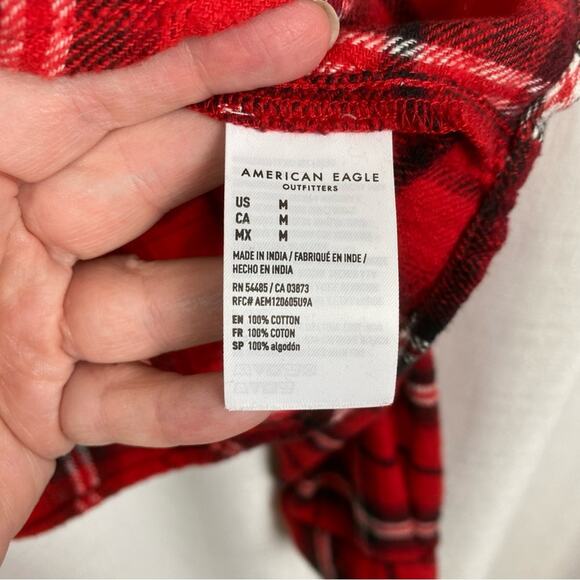 American Eagle Red Plaid Flannel Button Front Cropped Shirt Sz.M NWT - Picture 10 of 12